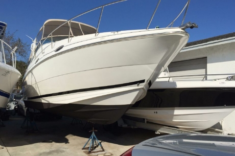 2001 Cruisers Yachts 2870 Express