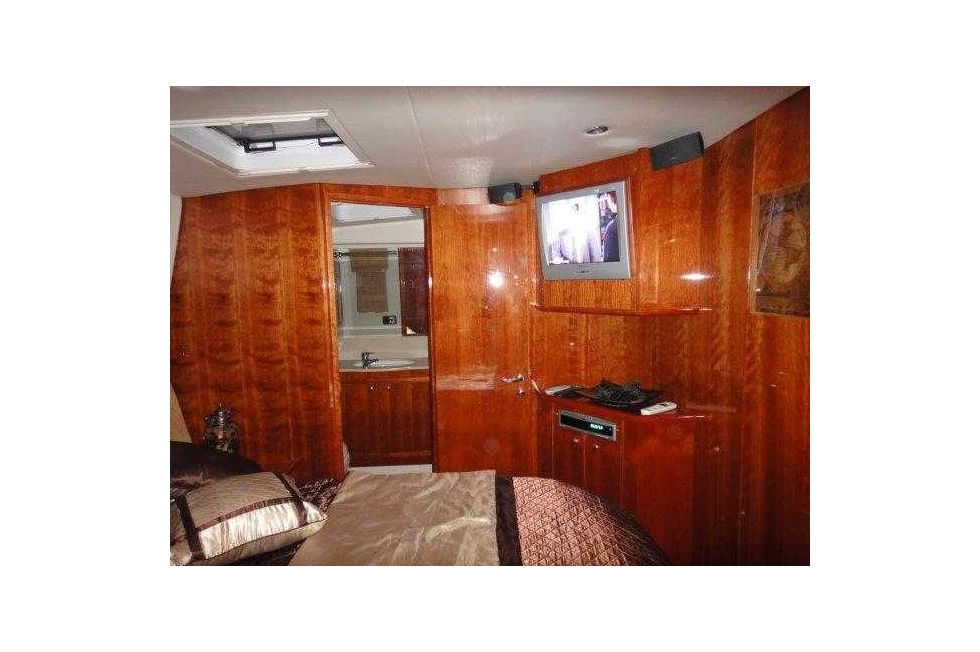 2004 Riviera 58' Enclosed Bridge