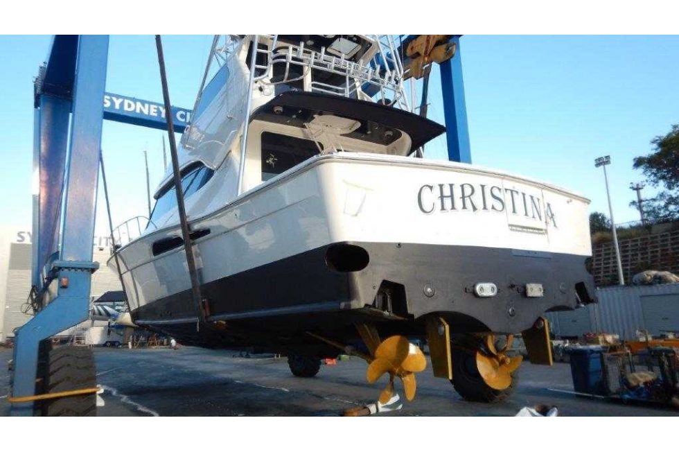 2004 Riviera 58' Enclosed Bridge