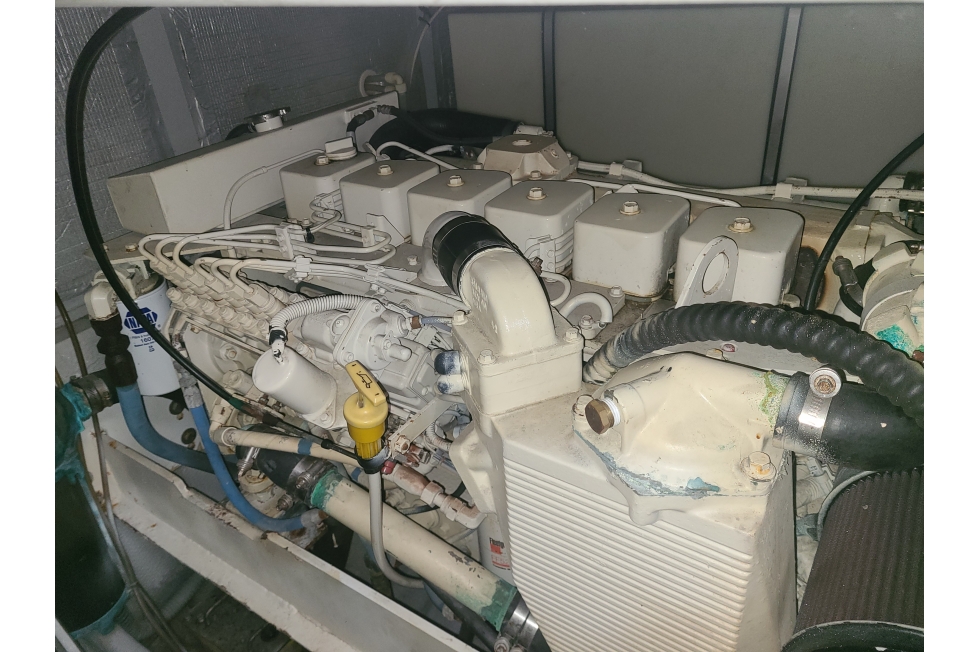 2005 Silverton 380 Sport Bridge