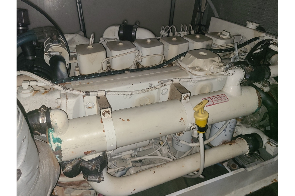 2005 Silverton 380 Sport Bridge