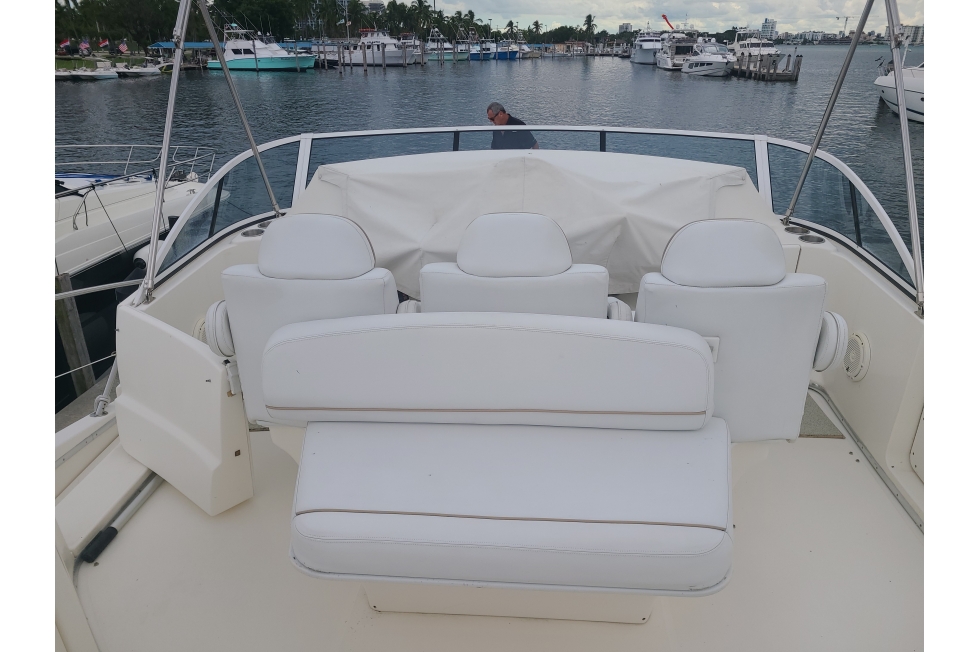 2005 Silverton 380 Sport Bridge