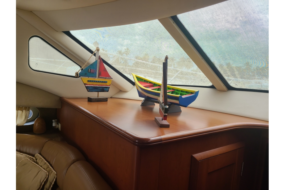 2005 Silverton 380 Sport Bridge