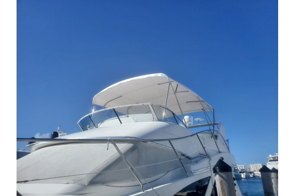 2005 Silverton 380 Sport Bridge 2005 Silverton 380 Sport Bridge