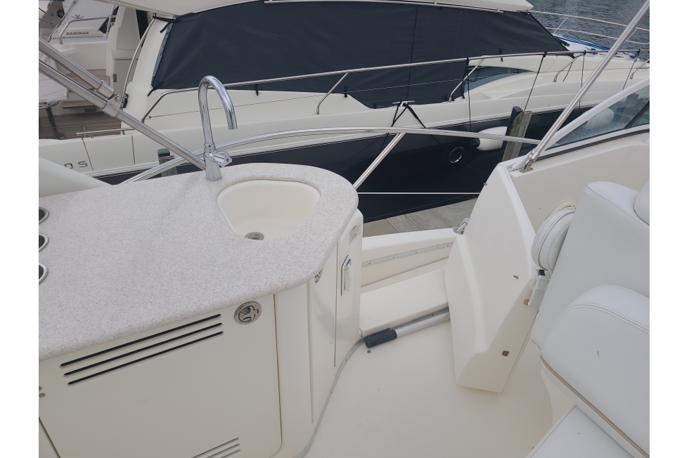 2005 Silverton 380 Sport Bridge