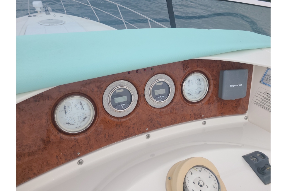 2005 Silverton 380 Sport Bridge